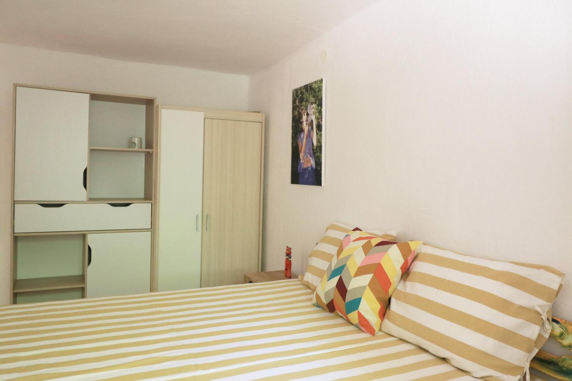 Apartments-Estate Under The Paintbrush วิส ภายนอก รูปภาพ
