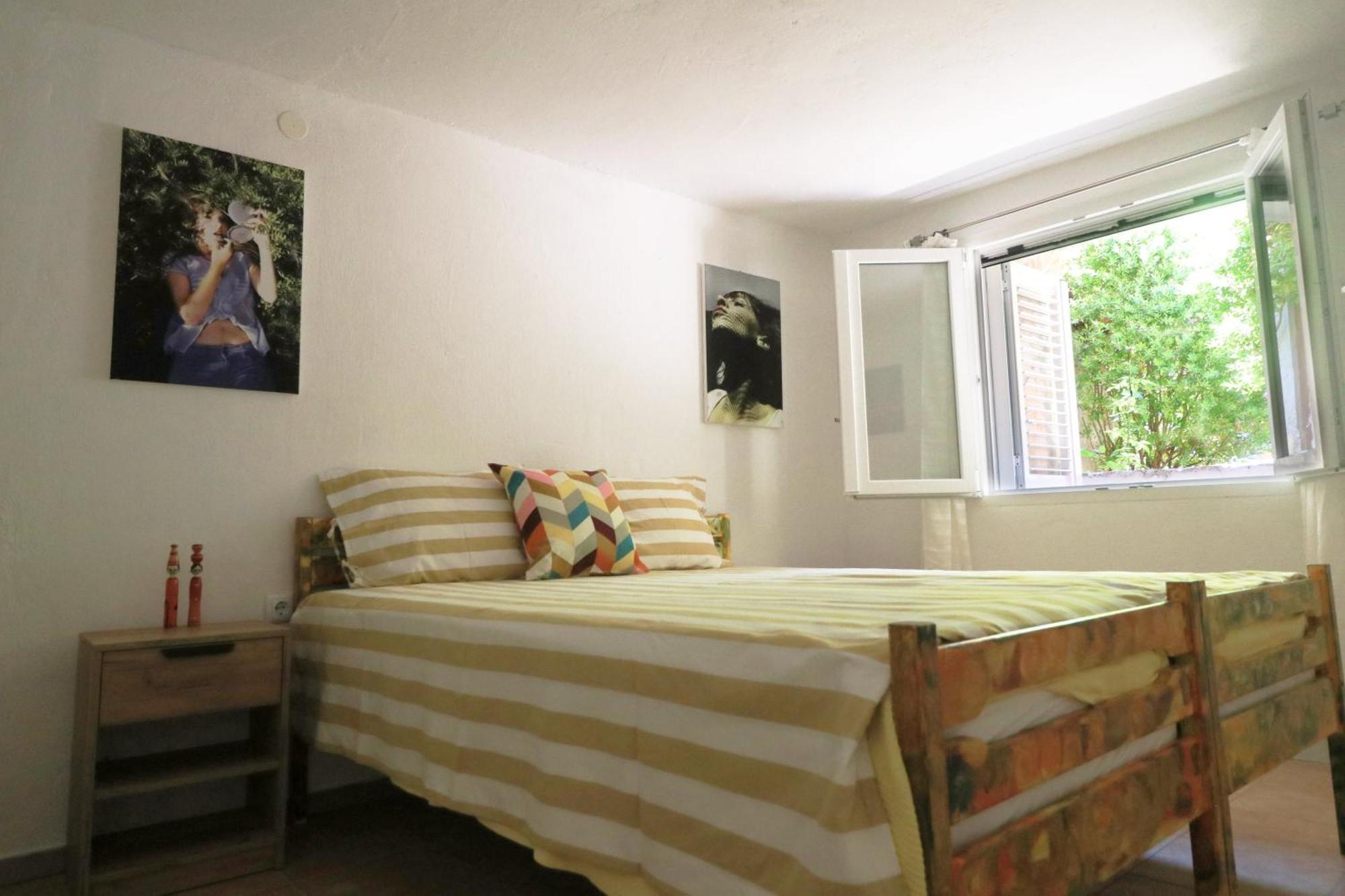 Apartments-Estate Under The Paintbrush วิส ภายนอก รูปภาพ